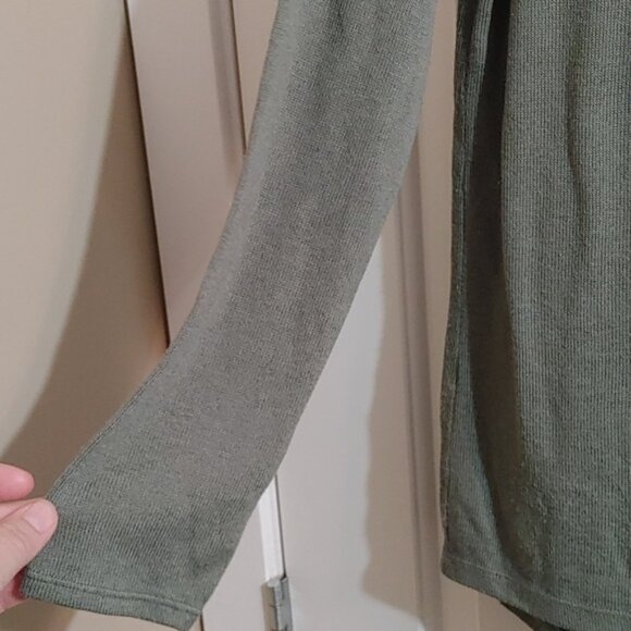 3/$25 The Children Place green Long sleeve top sweater shirt kids XXL - Picture 3 of 6